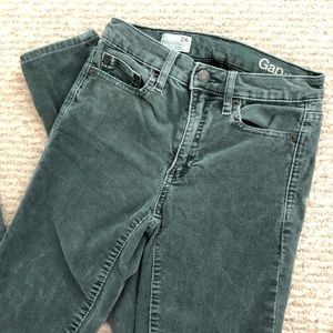 GAP skinny green corduroy pants